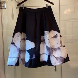 Midi skirt
